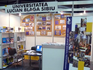 biblioteca universităţii “lucian blaga” din sibiu s-a îmbogăţit cu 2200 kg de carte