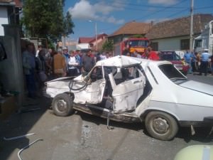 Accident cu doi răniţi pe Ştefan cel Mare