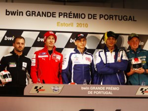 estoril motogp: rossi cel mai bun la încălziri, lorenzo pleacă din pole