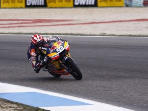 estoril motogp: cursa clasei mezine, întreruptă de ploaie; marc marquez - aproape campion