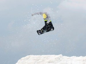 World Snowboard Day adună la Păltiniş cei mai buni snowboard-eri din România