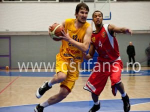 CSU Sibiu a bătut echipa CSM Oradea cu 73 la 57