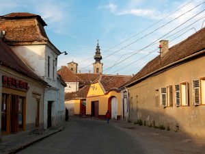 Femeie găsită bătută în mijlocul străzii la Dumbrăveni