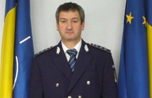 Adjunctul şefului IPJ Sibiu, Ioan Făgădar, a făcut accident în misiune. A intrat cu Loganul într-un TIR