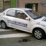 topul mârlanilor: şoferul maşinii b 25 tou parchează unde-i vor muşchii