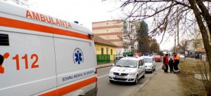 Ambulanţele patrulează prin Sibiu pentru a căuta persoanele fără adăpost în perioada de COD PORTOCALIU