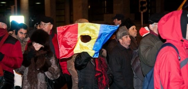 Sibienii ies în stradă miercuri ca să protesteze. Pornesc din trei locuri