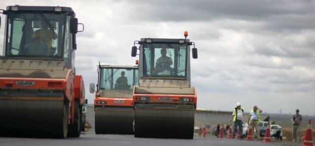 autostrada sibiu – nădlac, șanse mici să fie gata în 2013. vezi de ce!