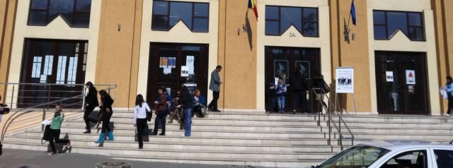 VIDEO – FOTO Studenţii sibieni au "alergat" după un loc de muncă la “Student-Jobs 2012”