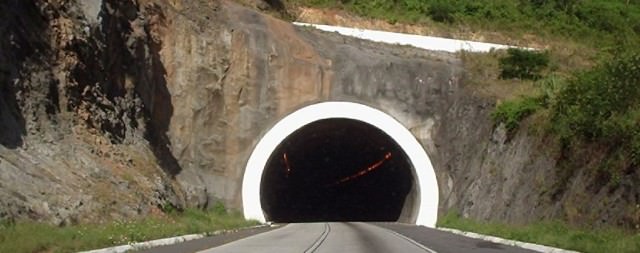 Primul tunel de autostradă din ţară pe tronsonul Sibiu-Orăştie, întârziat de probleme de expropriere