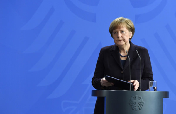 Cancelarul Angela Merkel va merge miercuri la locul accidentului, unde se va întâlni cu președintele Franței, Francois Holland și cu premierul spaniol Manuel Rahoy.