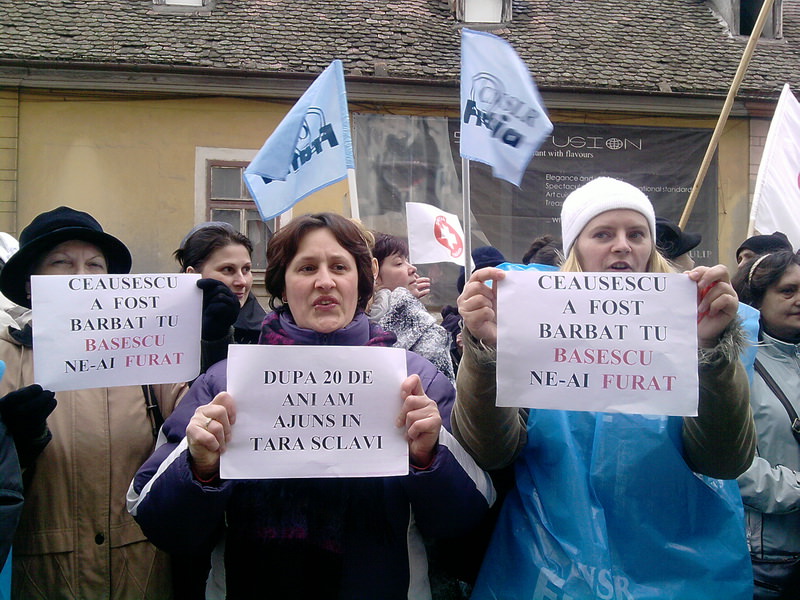 VIDEO-FOTO: PROTEST “VREM SĂ MUNCIM, NU VREM SĂ MURIM”