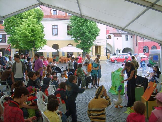 Mai sunt zece zile până la deschiderea Sibiu BookFest