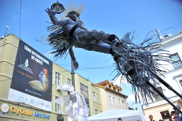 video - foto: super fotografii de la fits 2011. vezi programul de miercuri al festivalului!