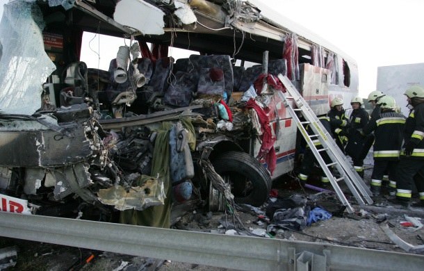 video-foto: patru români au murit într-un accident cu un autocar atlassib implicat în ungaria