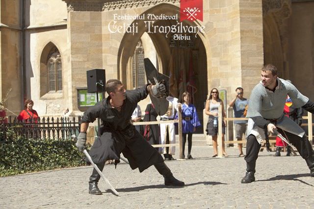 sibiul intră în febra festivalului medieval “cetăţi transilvane”. vezi programul !