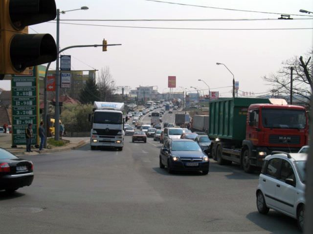 Modificări în intersecţia Bulevardul Vasile Milea – strada Semaforului