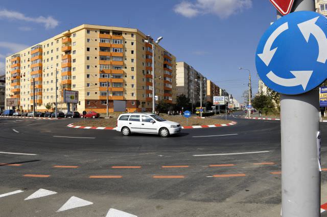 noul sens giratoriu de pe strada rahovei este finalizat. vezi cum arată!