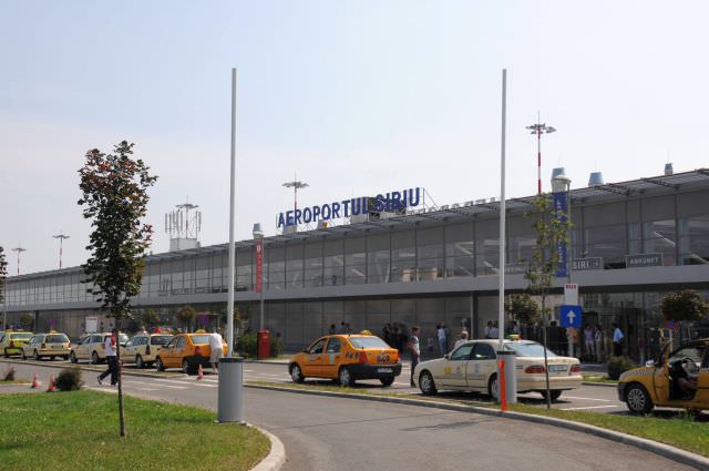 aeroportul sibiu va avea taxe mai mici decât cele din cluj și târgu mureș