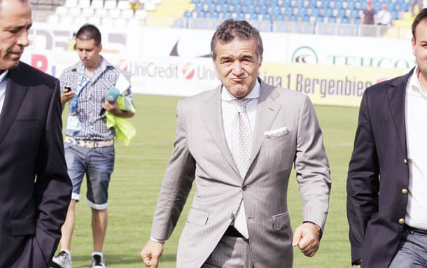 Gigi Becali şi Mitcă Dragomir îl fac praf pe centralul meciului Voinţa Sibiu – CFR Cluj