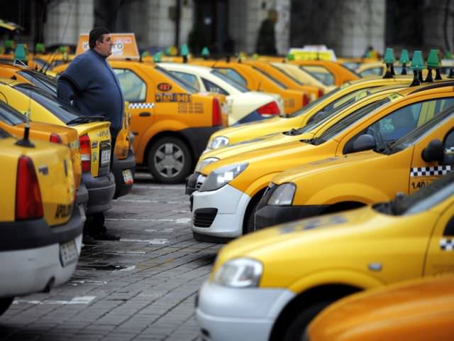 plătim mai mult pentru o cursă cu taxiul. tariful a crescut la 1,78 lei per kilometru în sibiu