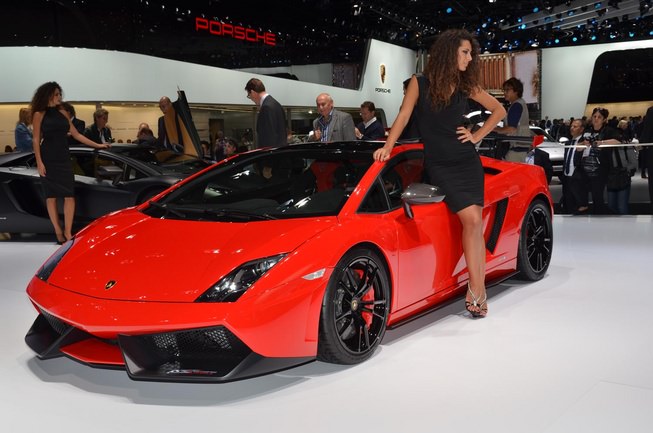 lamborghini va promova noul model gallardo cu clipuri şi imagini de pe transfăgărăşan