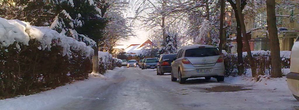 foto sibienii către primărie prin intermediul ora de sibiu: “ faceţi ceva cu străzile secundare pline de gheaţă!”