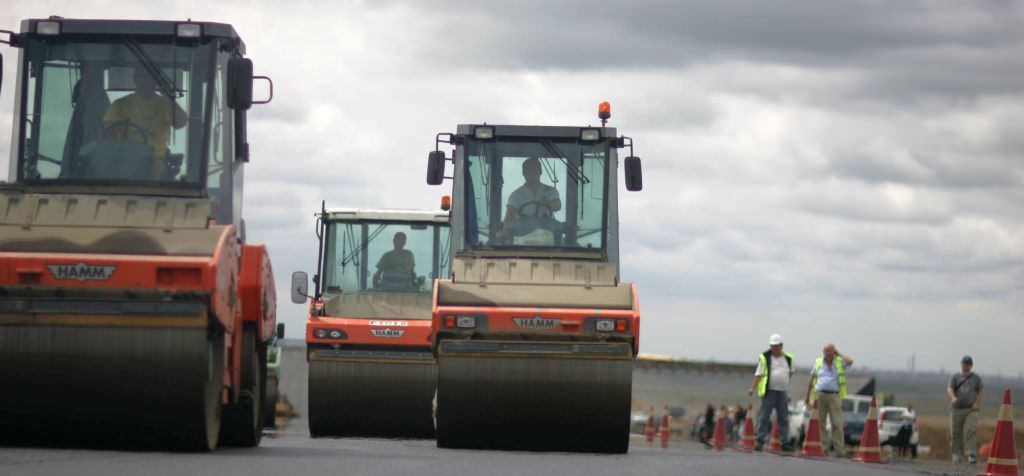 randy tharp, epstein: dacă românia învaţă din experienţa trecută, sunt şanse de 60-70 la sută ca autostrada sibiu-piteşti să fie terminată în trei ani