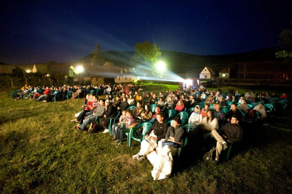 Astăzi începe festivalul LUNĂ PLINĂ 2013 la Biertan. Vezi programul!