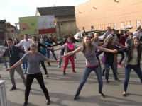 video: flash-mob organizat de uniunea tineretului maghiar – vezi de ce!