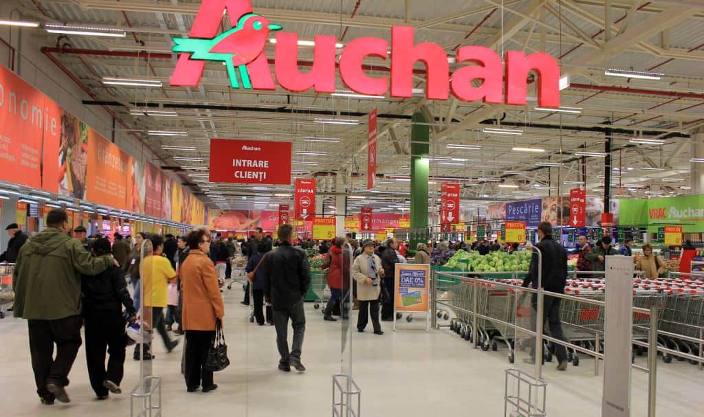 auchan a deschis primul magazin real rebranduit. vezi când urmează și cel din sibiu!