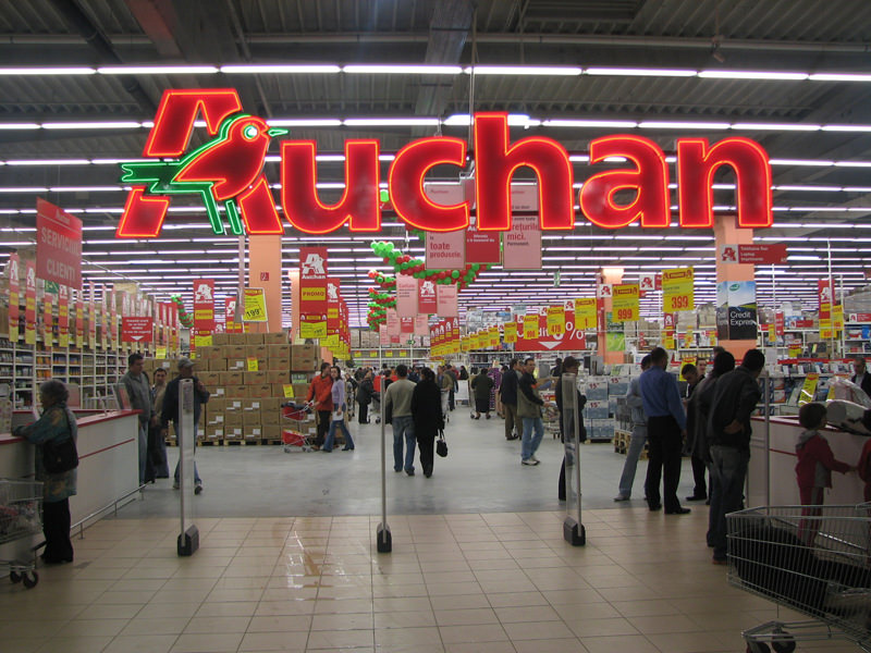 primul real transformat in auchan a fost deschis in capitala!