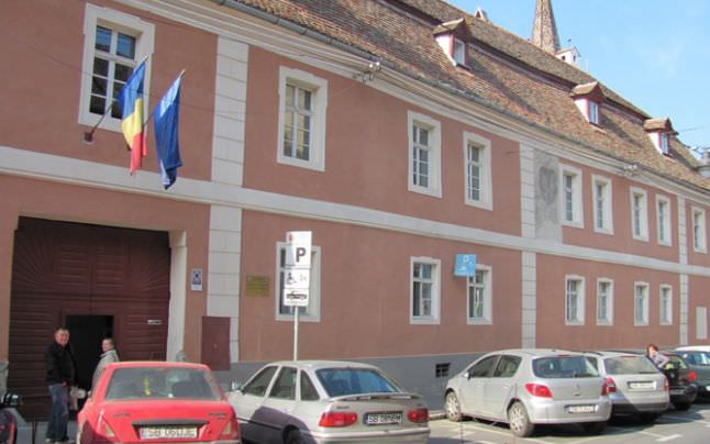 100 de angajaţi DGASPC Sibiu, perfecţionaţi cu fondurile S.O.S. Satele Copiilor România