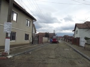 continuă modernizarea străzii cânepii