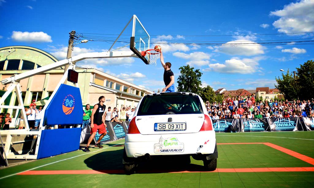 baschetbaliști de top la sibiu streetball winter edition. uite ce super-vedete vin!