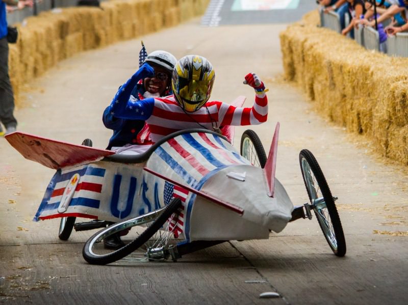 RED BULL SOAPBOX: Se caută șoferi „dilii” la Sibiu - Află cum te înscrii - VEZI POZE si VIDEO