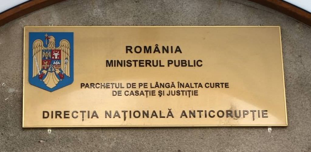 sibianca ioana călin judecată pentru mită de 1 milion de lei. dna a pus sechestru pe casa din cisnădie!