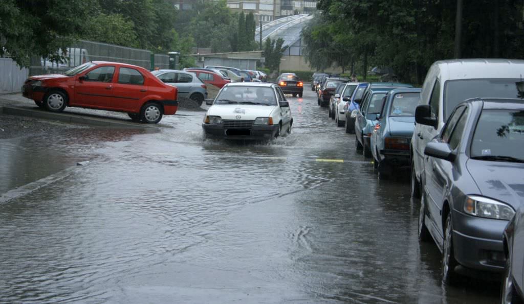 vin ploile și vijeliile în județul sibiu. uite zonele afectate și care sunt sub cod galben!