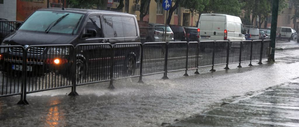 ploile se reîntorc la sibiu. suntem sub cod galben de precipitații!