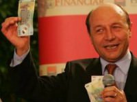 Traian Basescu a cumparat aproape 3 000 de actiuni Romgaz