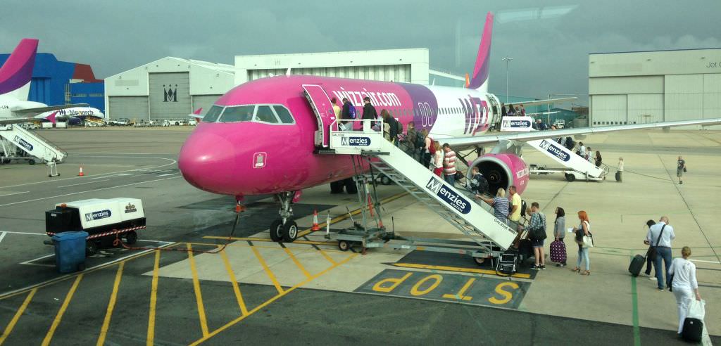 e oficial. wizz air zboară din octombrie pe ruta sibiu – dortmund. iată cât costă biletele!