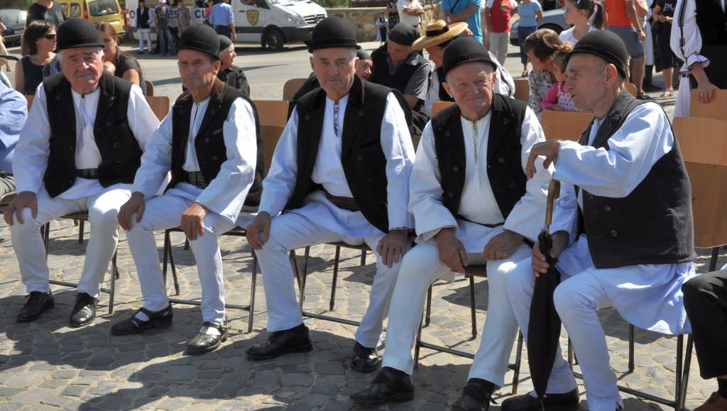 Ziua Portului Popular în weekend în Mărginimea Sibiului. ”Îmbracă-te româ­neşte!” la Gura Râului!