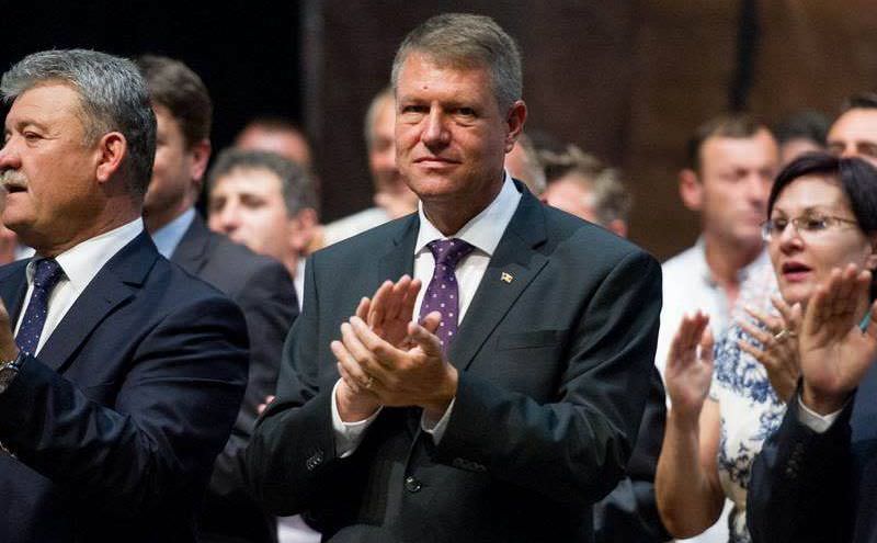 VIDEO: Iohannis la Sibiu: ”Atacăm OUG-ul lui Ponta la Curtea Constituțională în privința traseismului politic”