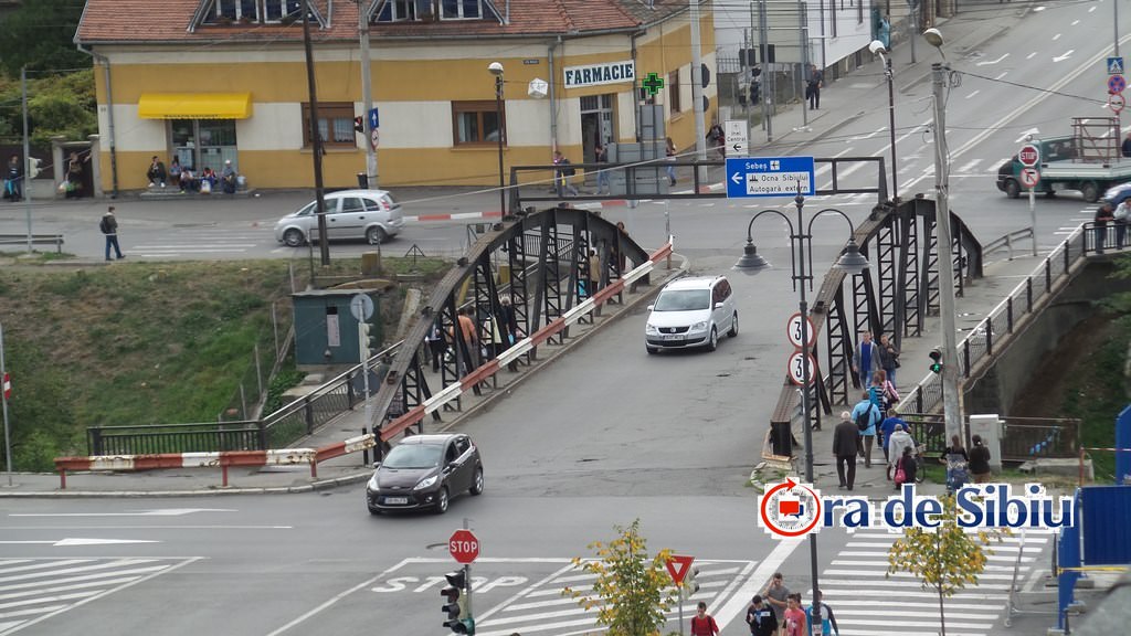 video foto pasarelă pietonală peste cibin în locul podului de la piață. ce șantiere noi mai apar în sibiu!