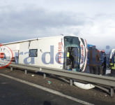 video și galerie foto accdident mohu: autocar atlassib răsturnat pe dn1. doi pasageri au murit, iar alți șapte sunt răniți!