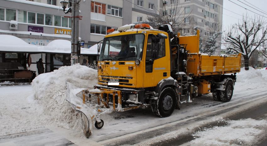 primăria cheltuie 13 milioane de lei pentru deszăpezire. iată cine a câștigat contractul!