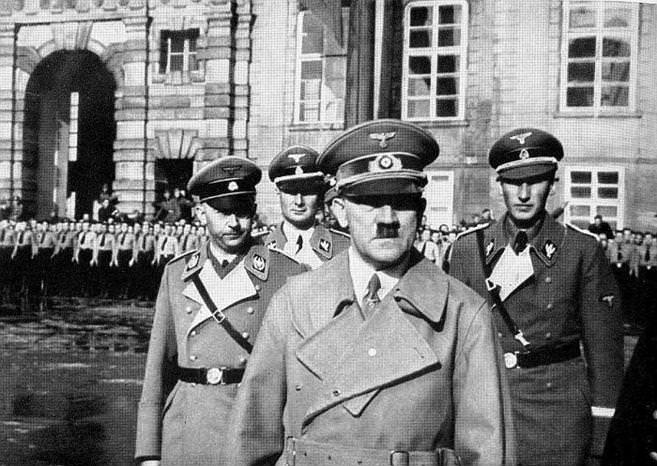 SUB PĂMÂNT: Au descoperit laboratorul nuclear al lui HITLER