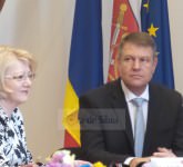 video foto iohannis a predat ștafeta lui astrid fodor. reacția noului primar a venit promt!