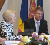 video foto iohannis a predat ștafeta lui astrid fodor. reacția noului primar a venit promt!