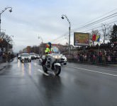 video foto mii de oameni la super parada militară de 1 decembrie de la sibiu. uite ce ai pierdut!